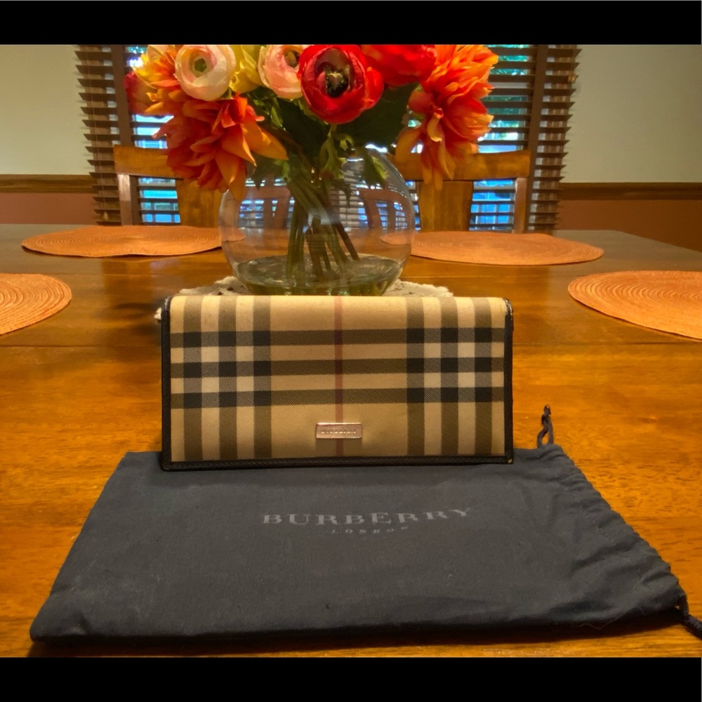 Authentic Burberry Wallet with duster bag